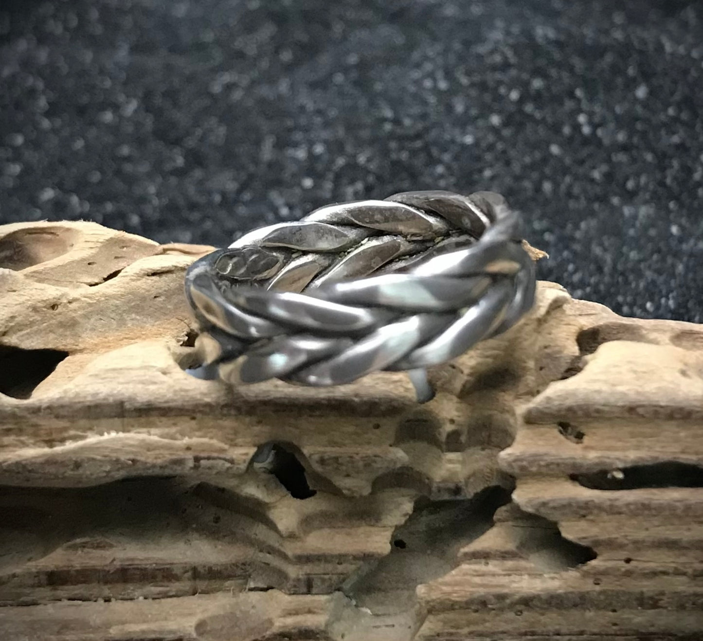 Oxidized Cable Ring