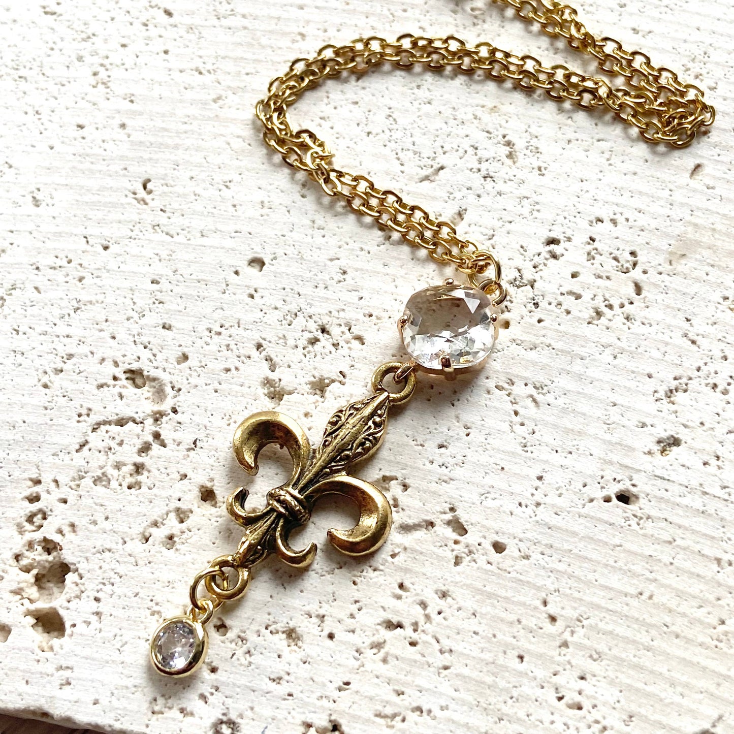 Fleur de lis lys french jewelry  louisana Quebec Paris