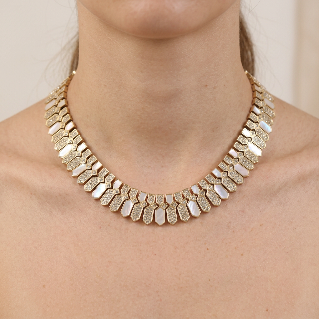 Geometric Natural Shell & Fully Sparkling Crystals Necklace