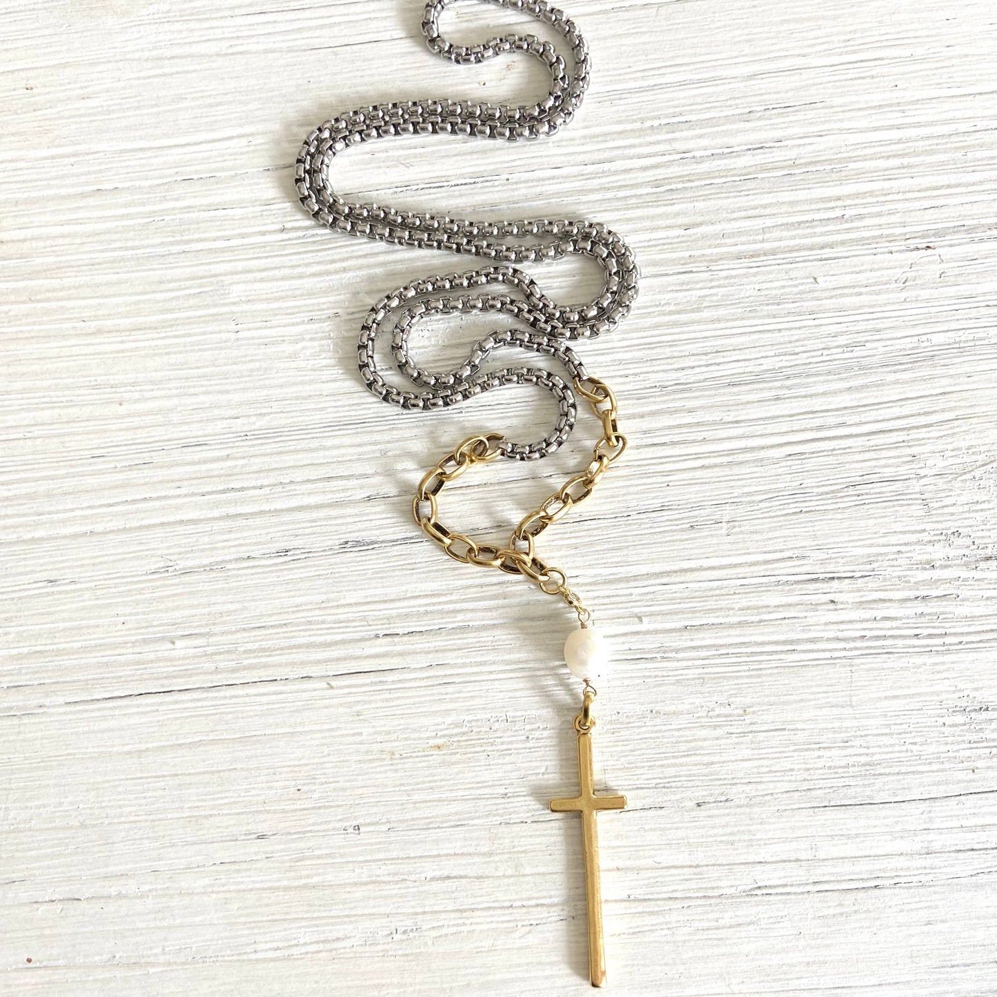 Mixed metal cross pendant necklace pearl