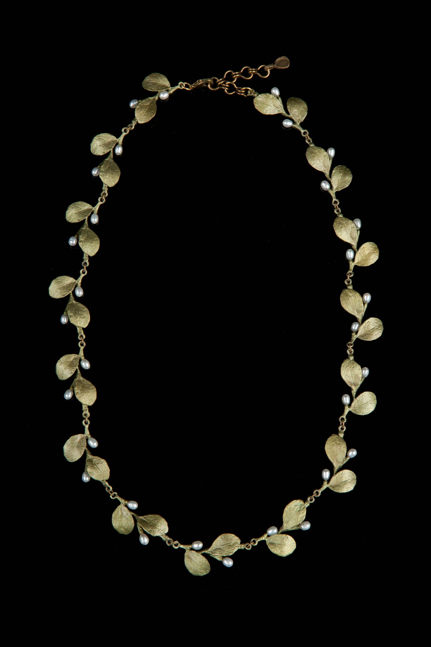 Irish Thorn Tailored Leaves Necklace - 16" Adj.
