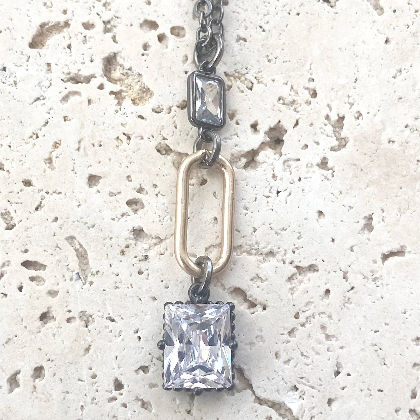 Mixed metal simple necklace