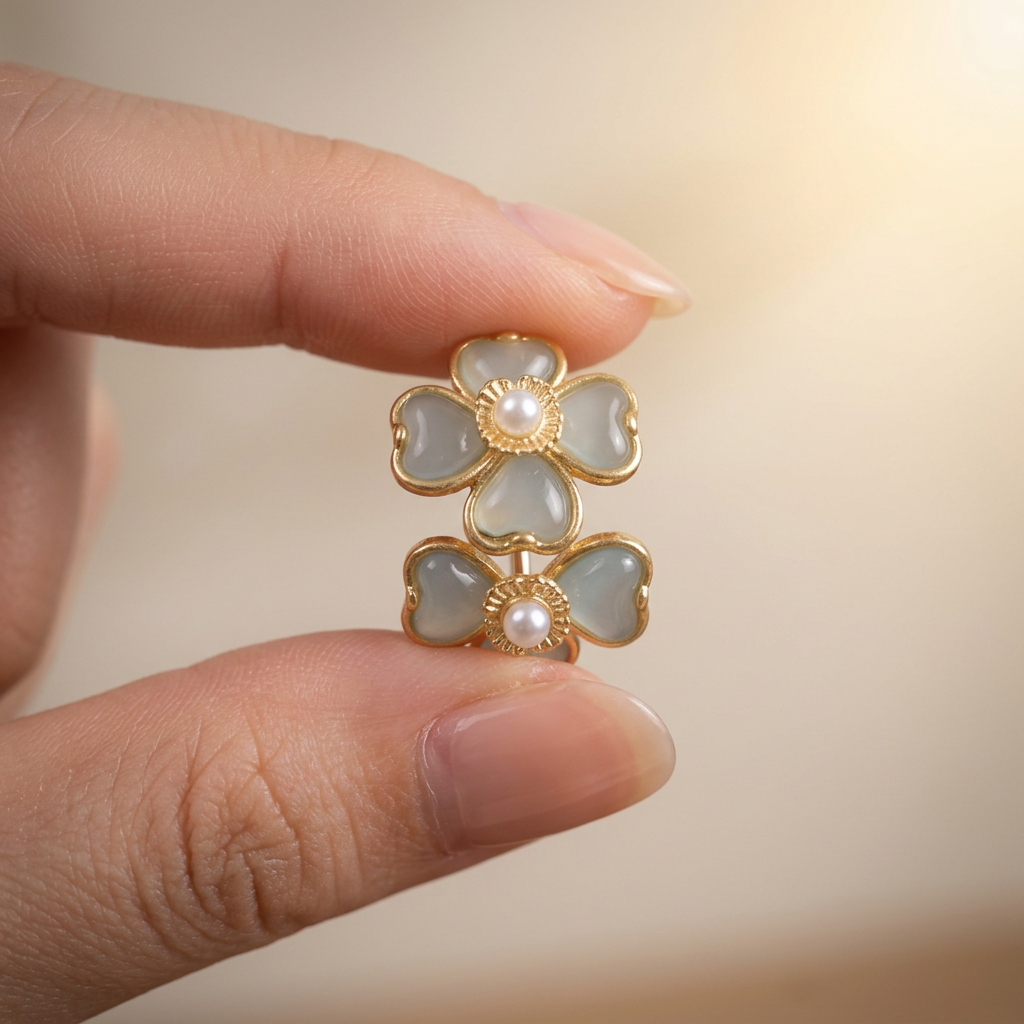 Vintage 18K Gold Plated Four-Leaf Clover C-Shape Earrings