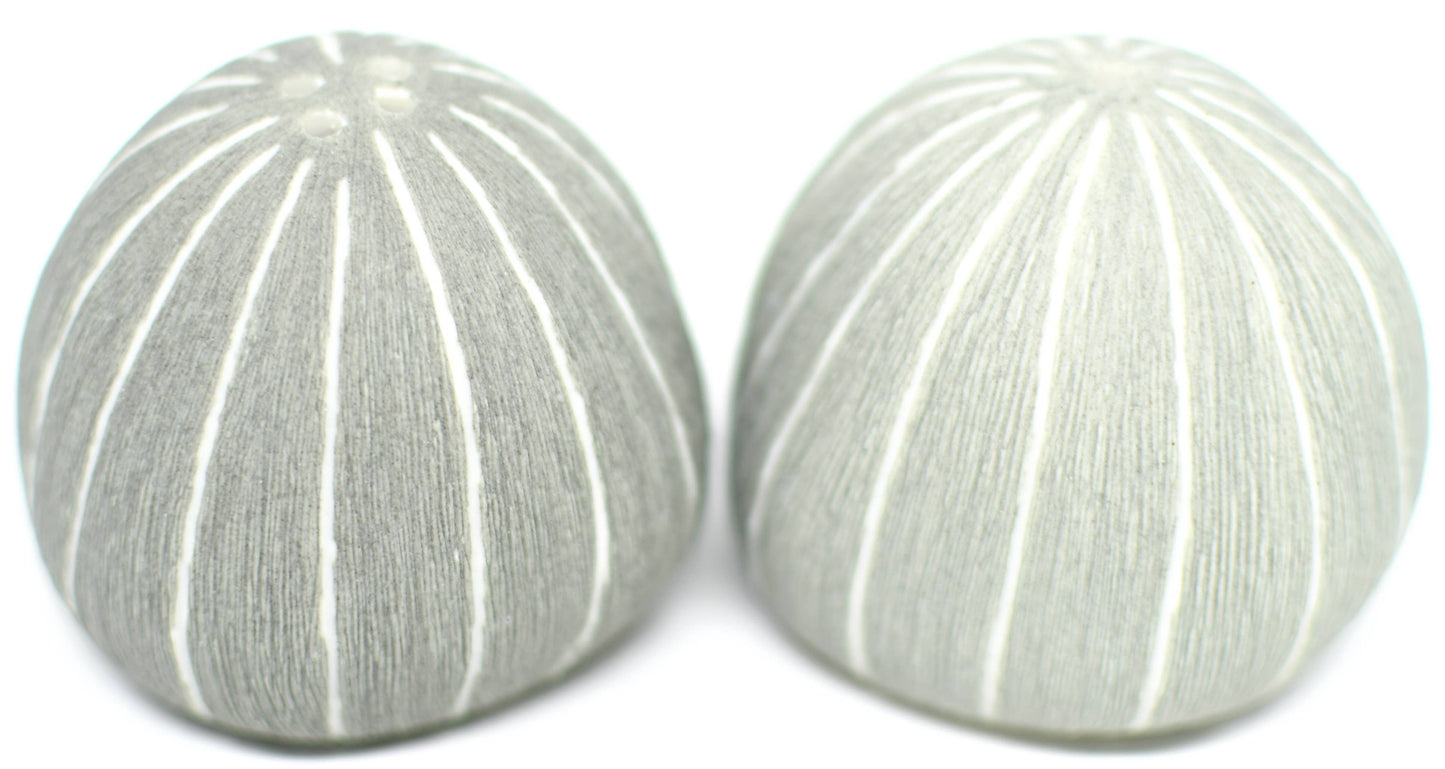 SP091GREY17 Pebble Handcrafted Porcelain Salt and Pepper Shaker Set