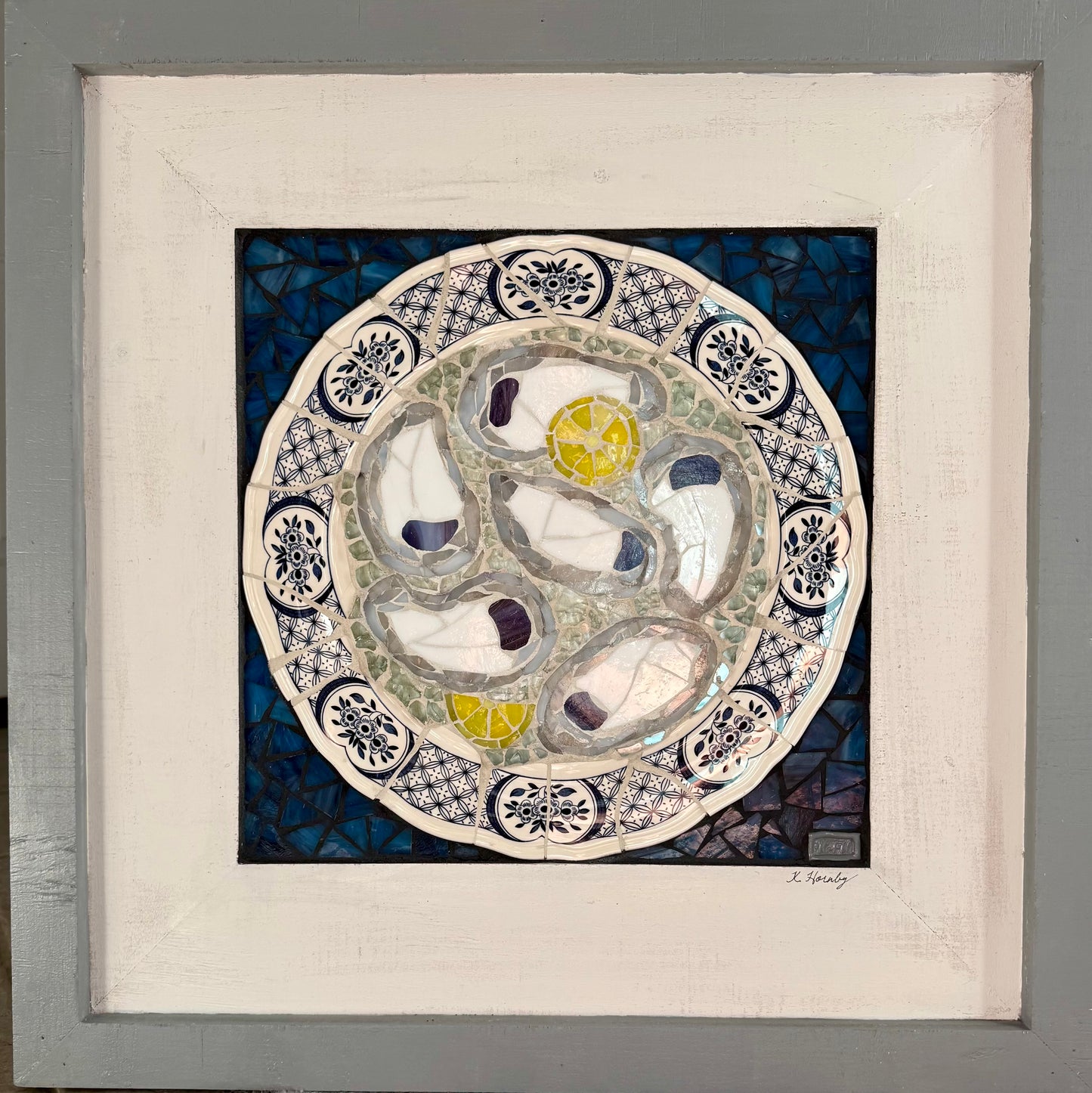 OYSTER PLATE 1.6 by Kelsie Hornby