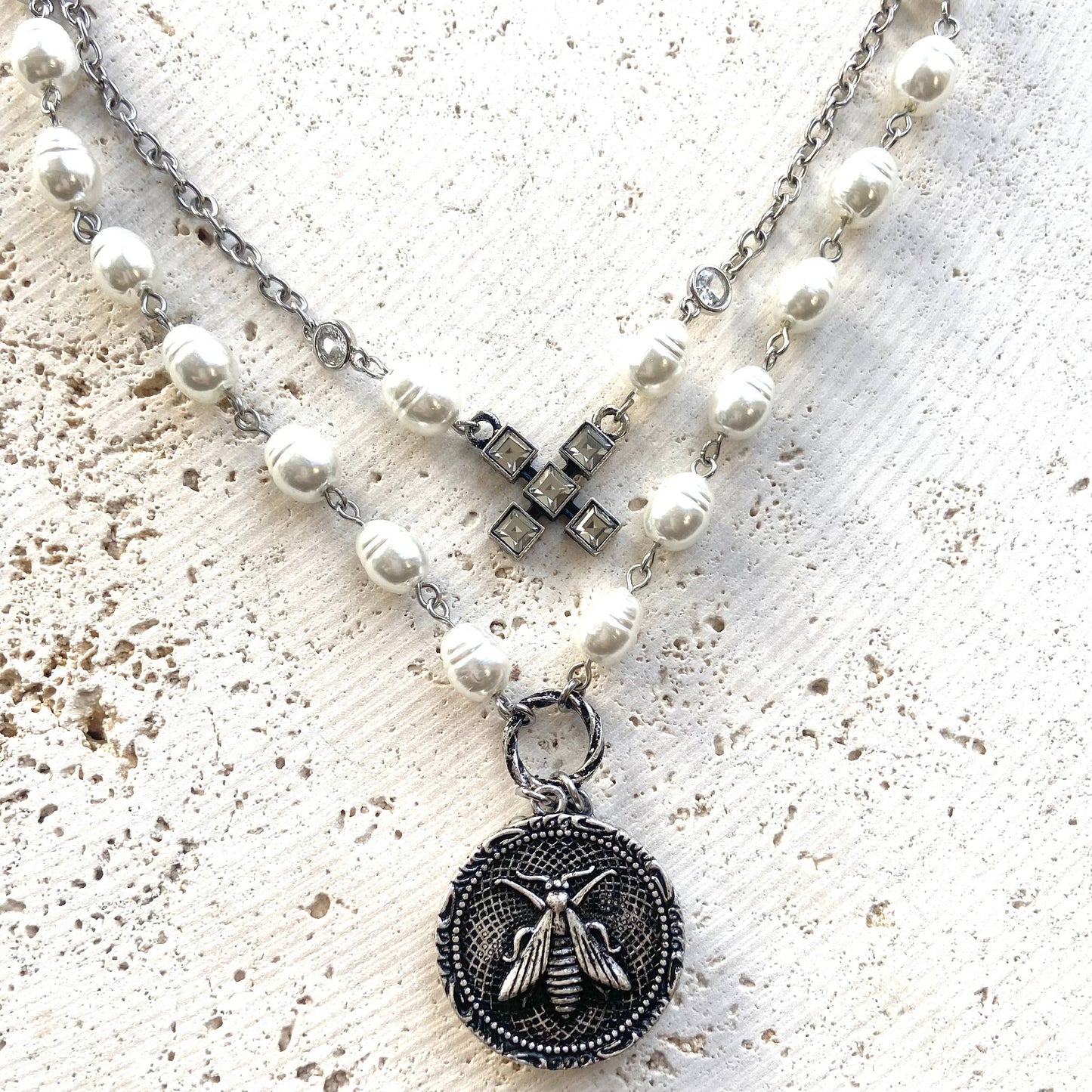 Joan of arc bee necklace French jewelry boutique salon 