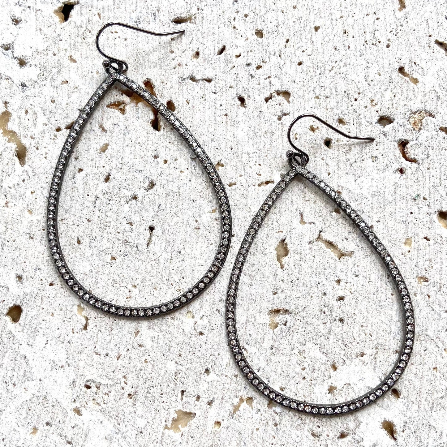 Rustic vintage bronze earrings boutique. Salon  crystals