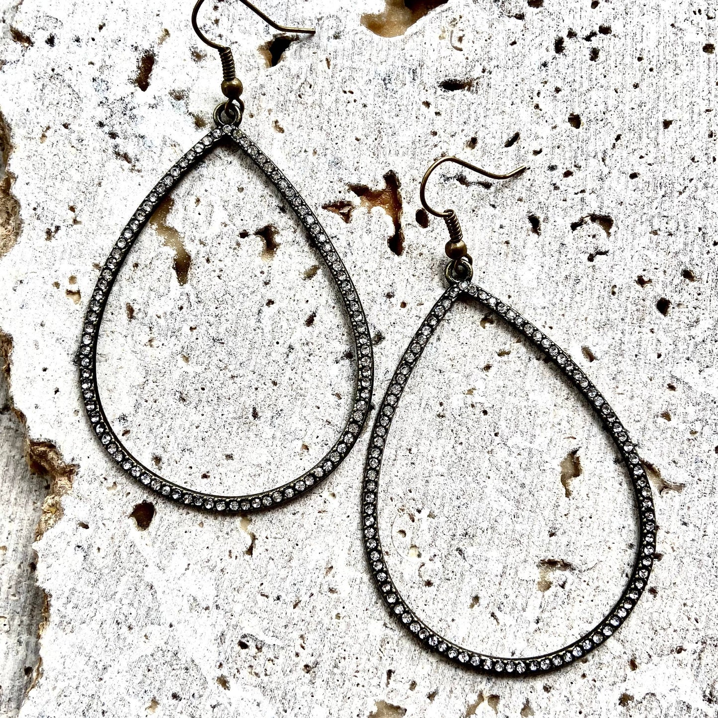 Rustic vintage bronze earrings boutique. Salon  crystals
